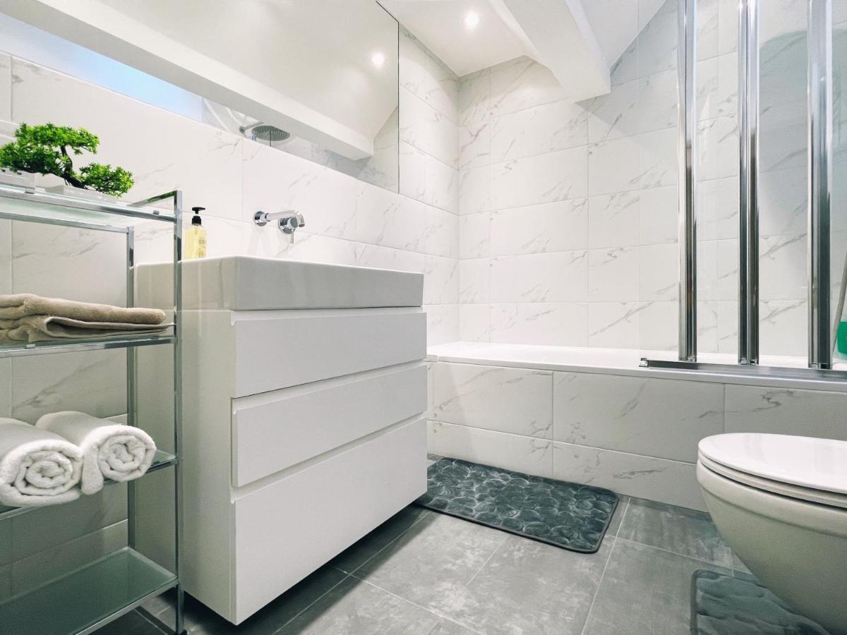 Апартаменты James'S Place On Oxford Street Лондон Экстерьер фото