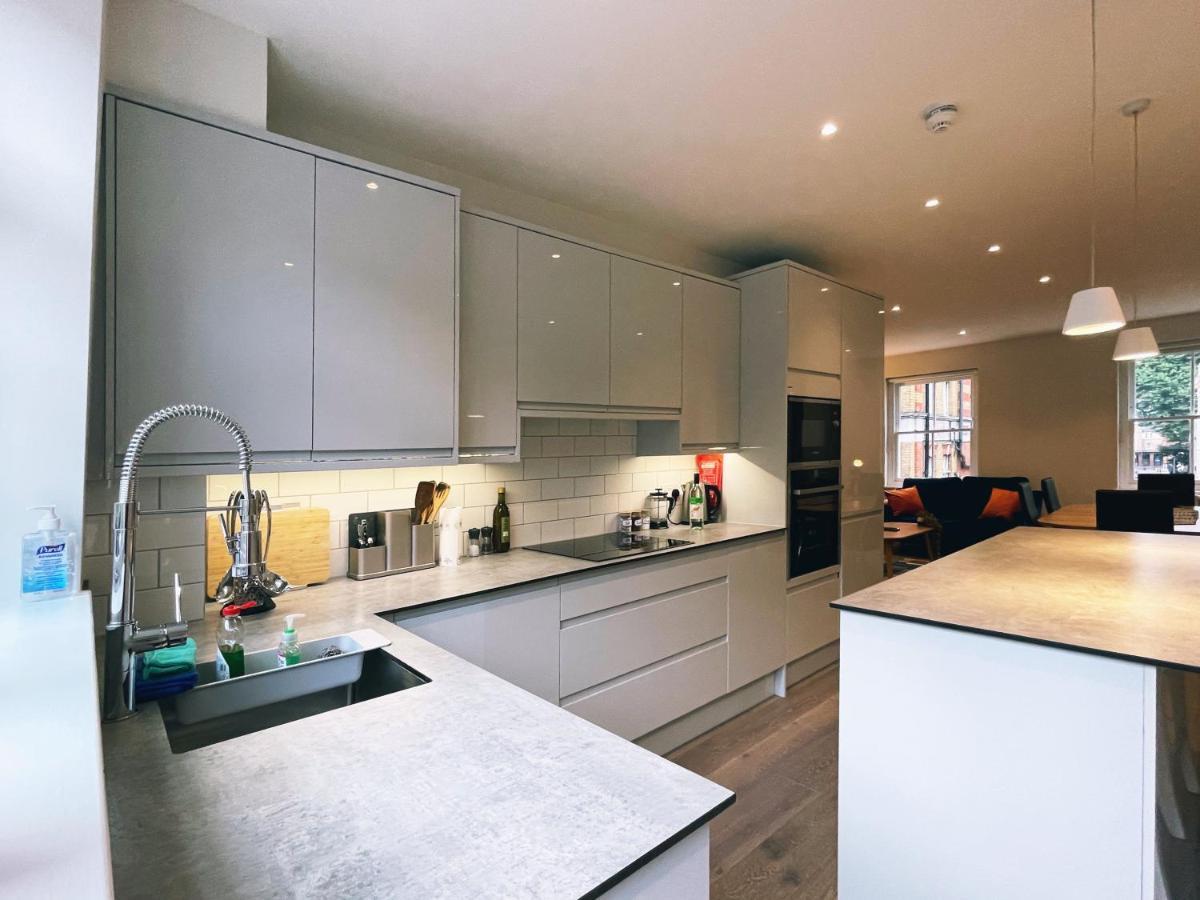 Апартаменты James'S Place On Oxford Street Лондон Экстерьер фото